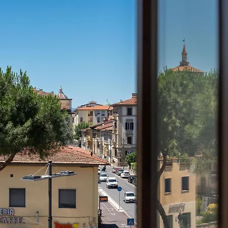 Via Lorenzo Di Credi 3 - Grazioso Con Vista, In Piazza Alberti Vicino Stadio, Nelson Mandela Forum E Con Parcheggio Di Fronte - Charming 公寓